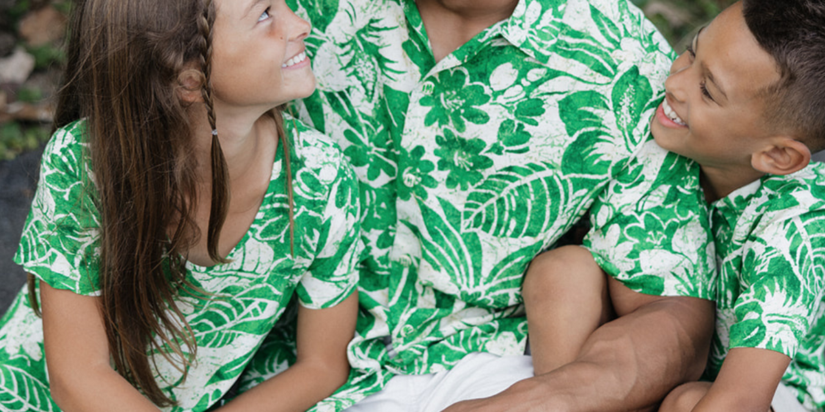 Backyard Cinema: Hosting a Cozy Tropical Movie Marathon