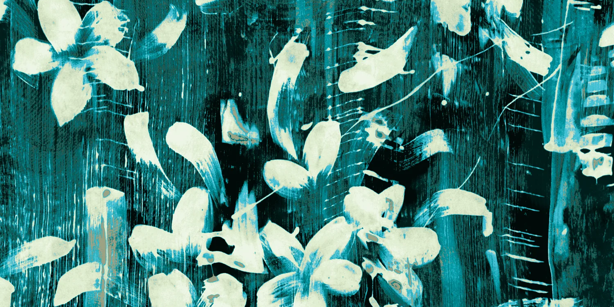 Kawaikini Print Story: Capturing Holiday Warmth with Aloha Spirit