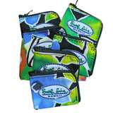Juego de bolsas coloridas con la marca 'Surf Line Hawaii' sobre un fondo blanco
