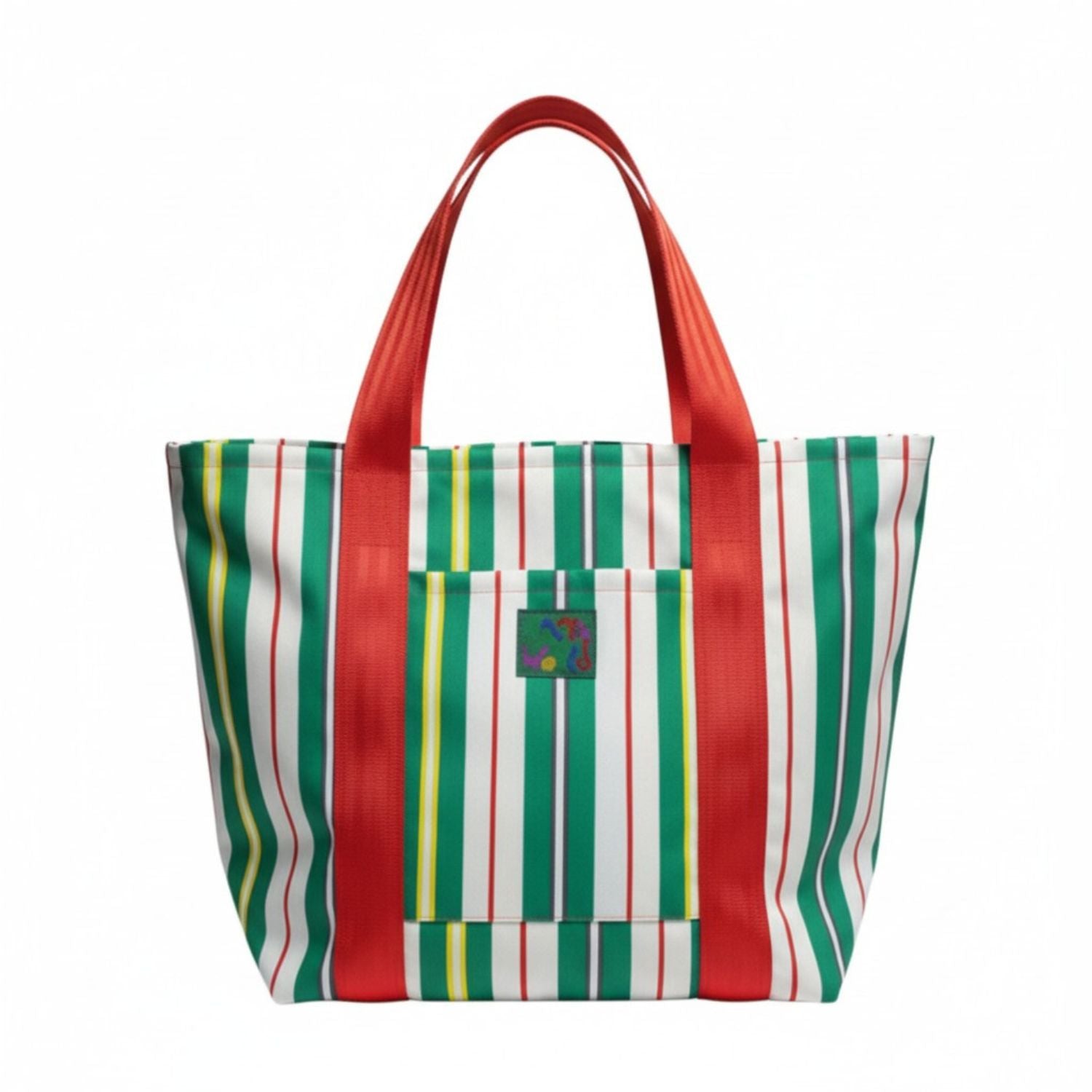 Bolso de mano a rayas con colores rojo, verde y blanco sobre fondo blanco.